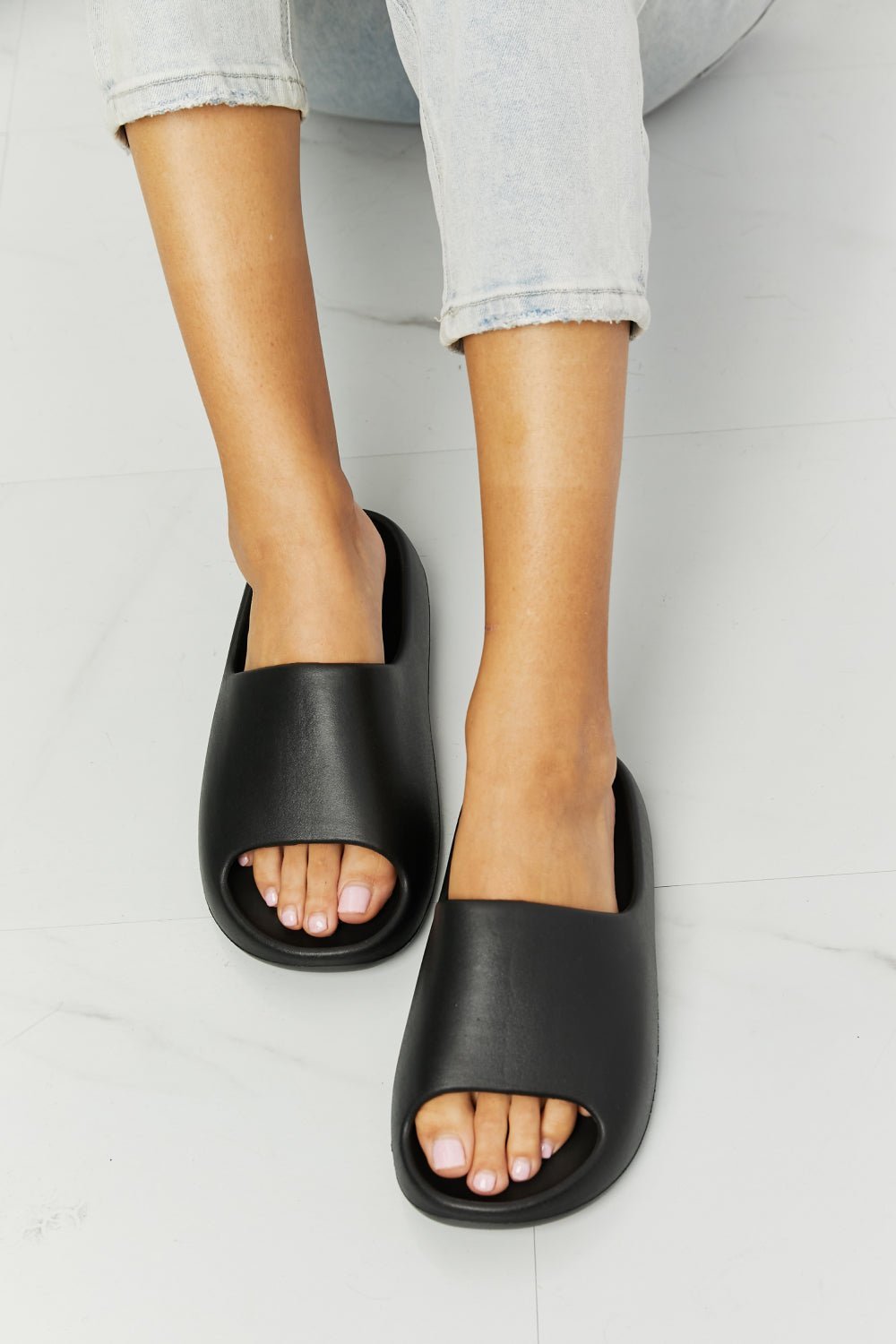 Comfort Zone Slides in Black GOTIQUE Collections
