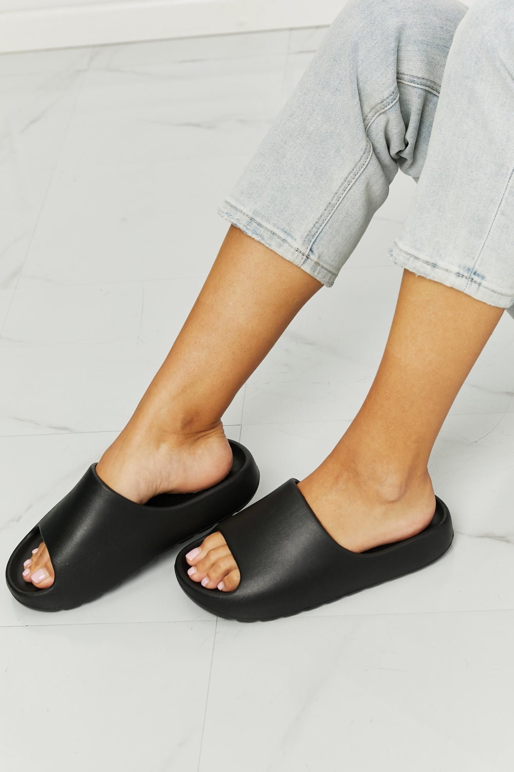 Comfort Zone Slides in Black GOTIQUE Collections
