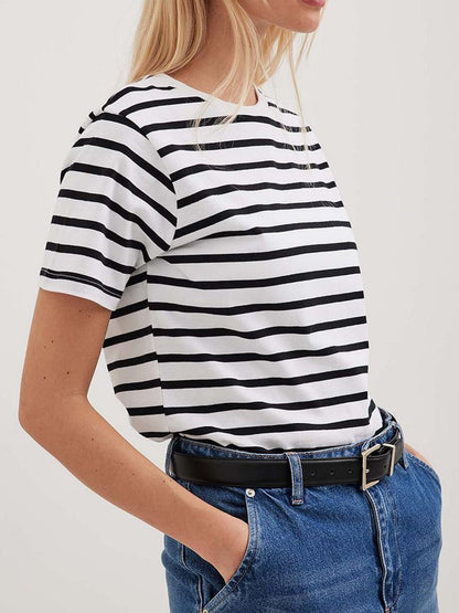 Essential Striped Short Sleeve Tee GOTIQUE Collections