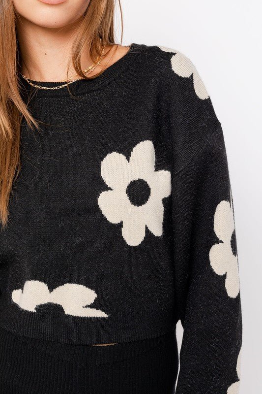 Long Sleeve Crop Sweater with Daisy Pattern GOTIQUE Collections