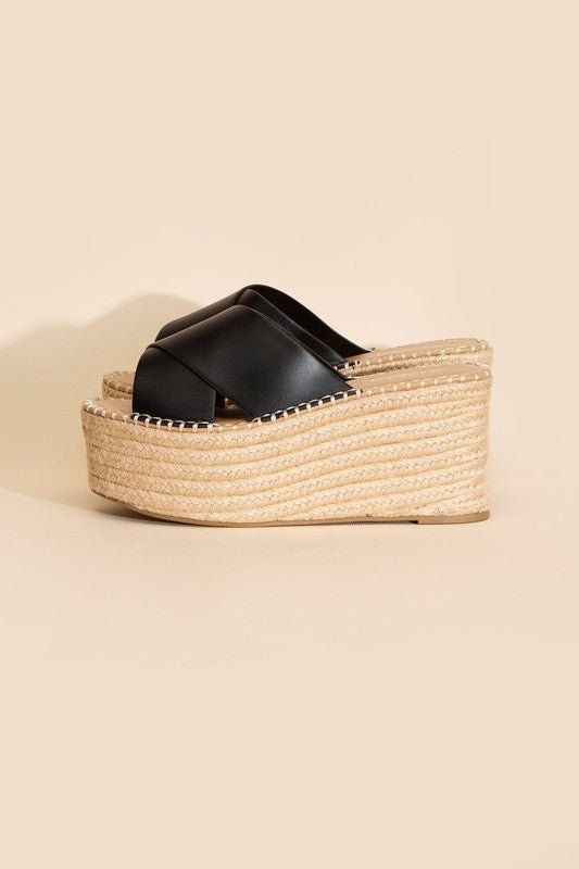 Synthetic Raffia Platform slides GOTIQUE Collections