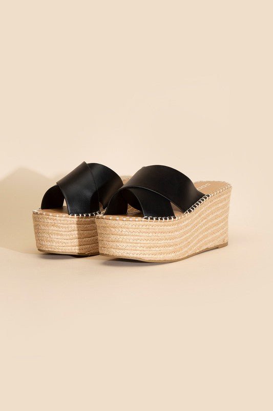 Synthetic Raffia Platform slides GOTIQUE Collections