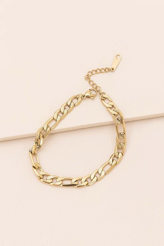 Thick and Thin Chain Bracelet GOTIQUE Collections